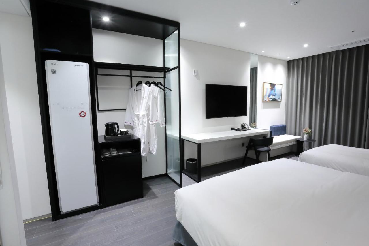 וונג'ו Orchid Hotel מראה חיצוני תמונה
