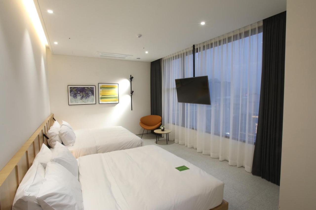 וונג'ו Orchid Hotel מראה חיצוני תמונה