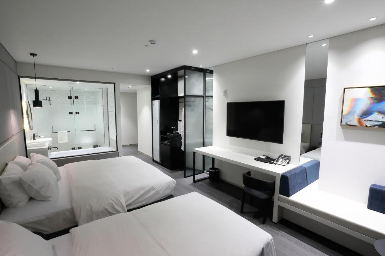 וונג'ו Orchid Hotel מראה חיצוני תמונה