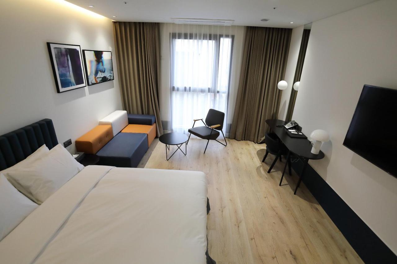 וונג'ו Orchid Hotel מראה חיצוני תמונה