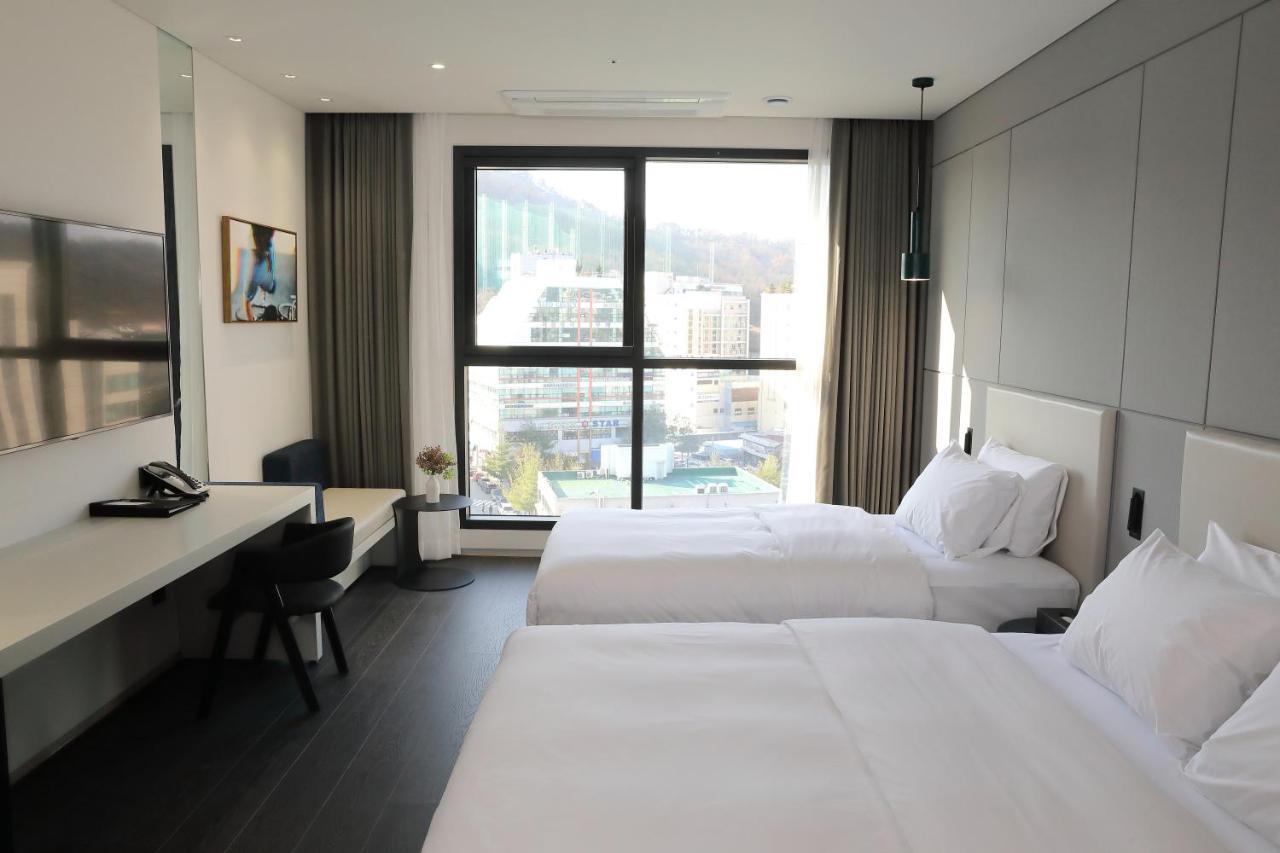 וונג'ו Orchid Hotel מראה חיצוני תמונה