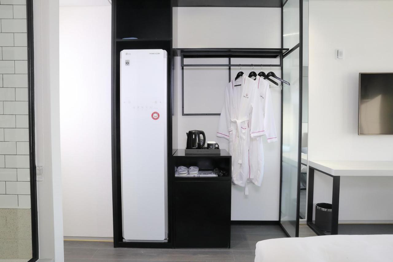 וונג'ו Orchid Hotel מראה חיצוני תמונה