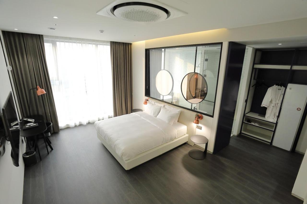 וונג'ו Orchid Hotel מראה חיצוני תמונה