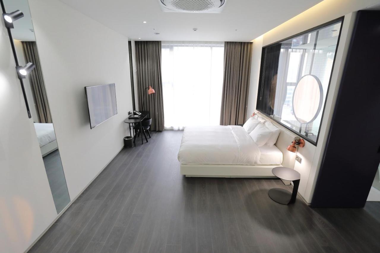 וונג'ו Orchid Hotel מראה חיצוני תמונה