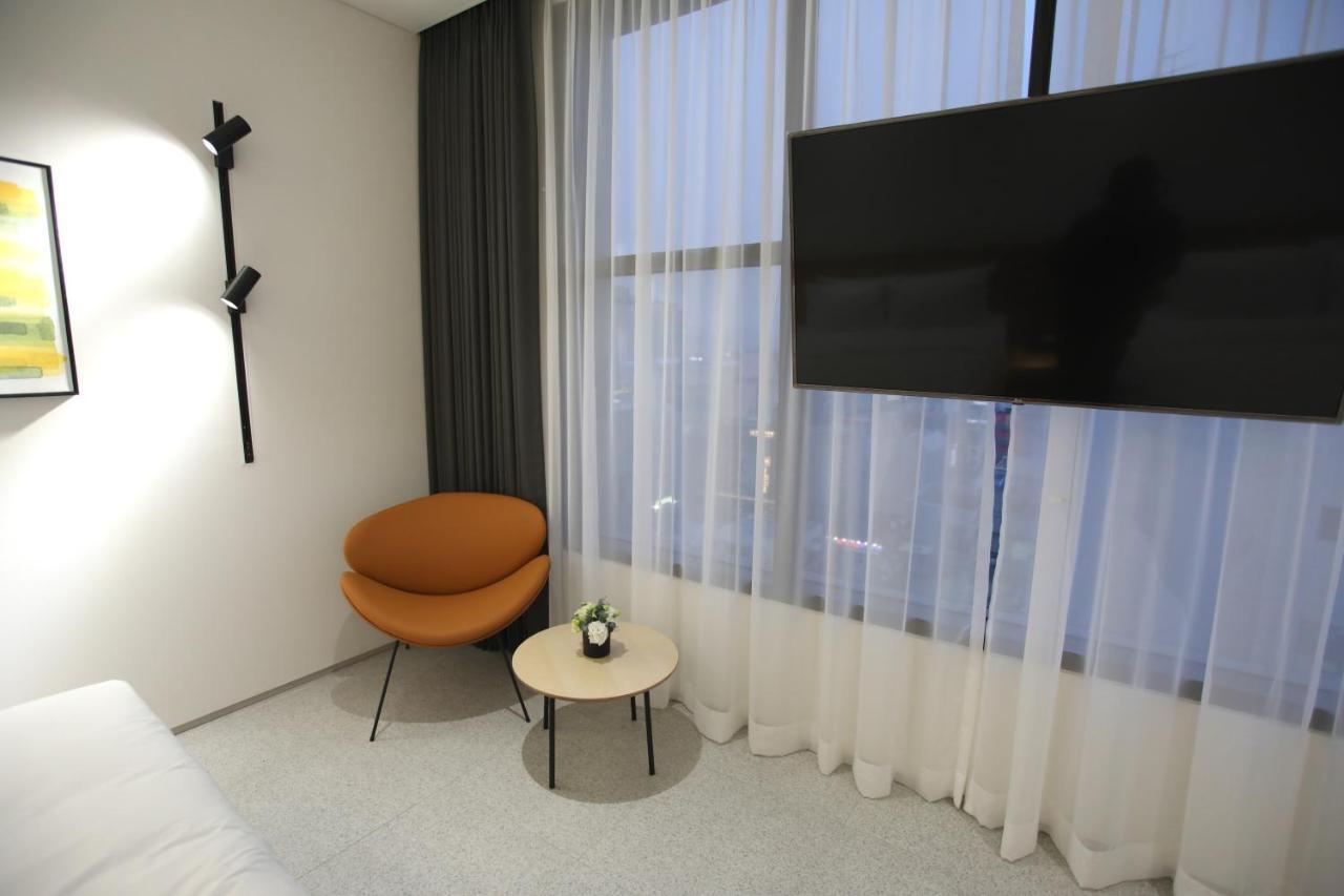 וונג'ו Orchid Hotel מראה חיצוני תמונה