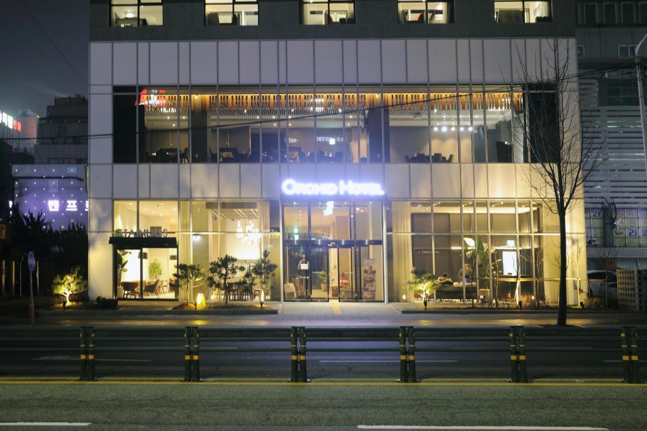 וונג'ו Orchid Hotel מראה חיצוני תמונה